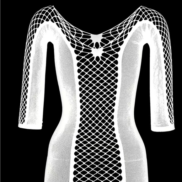 Nightwear - Picture 1 of 2